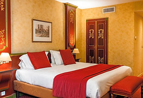 Junior Suite with VIP Services