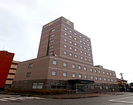 Smile Hotel Takaoka Ekimae