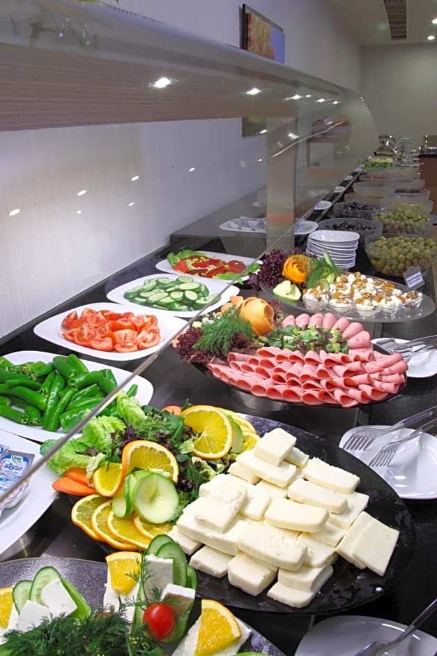 Hotel Senbayrak City