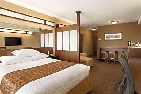 2 Queen Beds Suite Non-Smoking