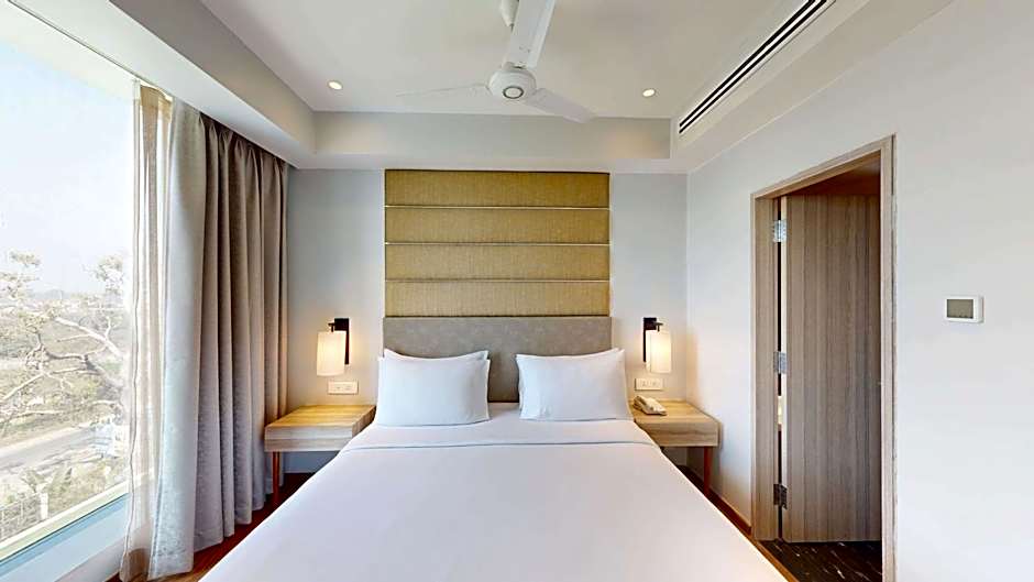 Photo 1 of 11 of Junior Suite