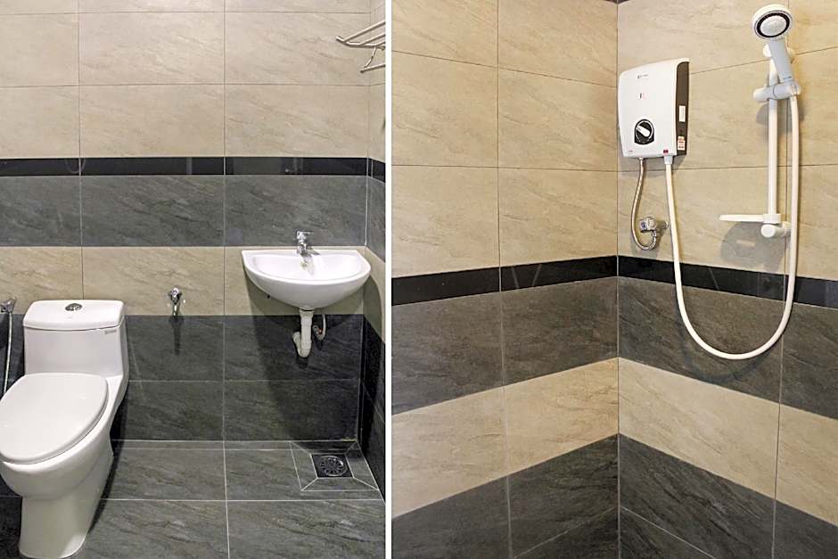 OYO 90027 Happy Hotel