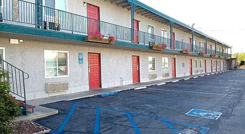 Pomona Inn Motel