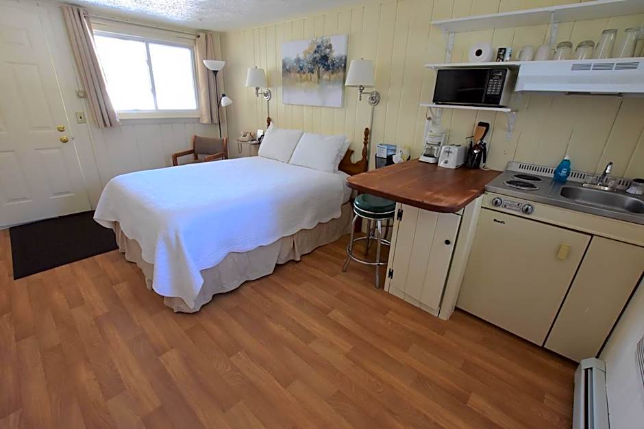 Wilson Lake Inn