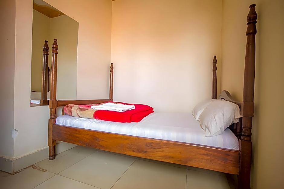 Platinum Royal Hotel – Kampala