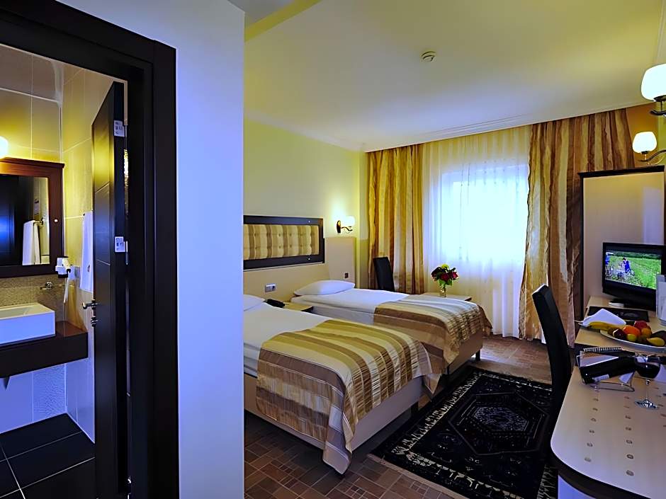 Photo 1 of 5 of Comfort 1 Double Bed or 2 Beds
