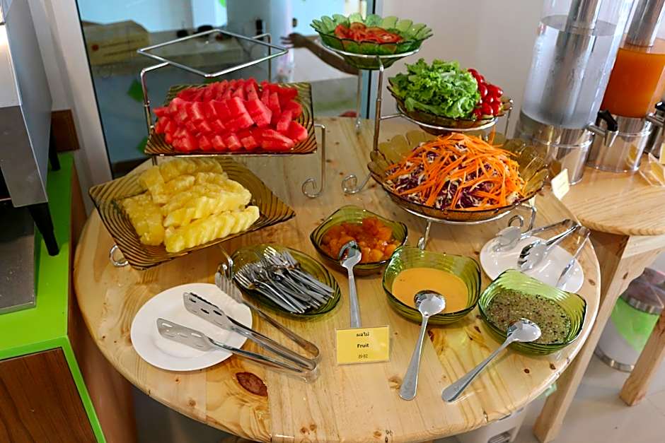 Lucky Green View Hotel (SHA Extra Plus)