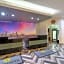 La Quinta Inn & Suites by Wyndham Houston Nw Beltway 8 / West Rd