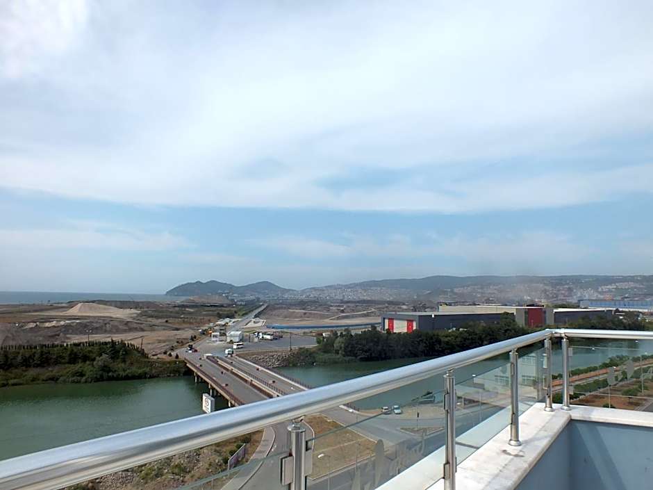 Grand Ahos Hotel