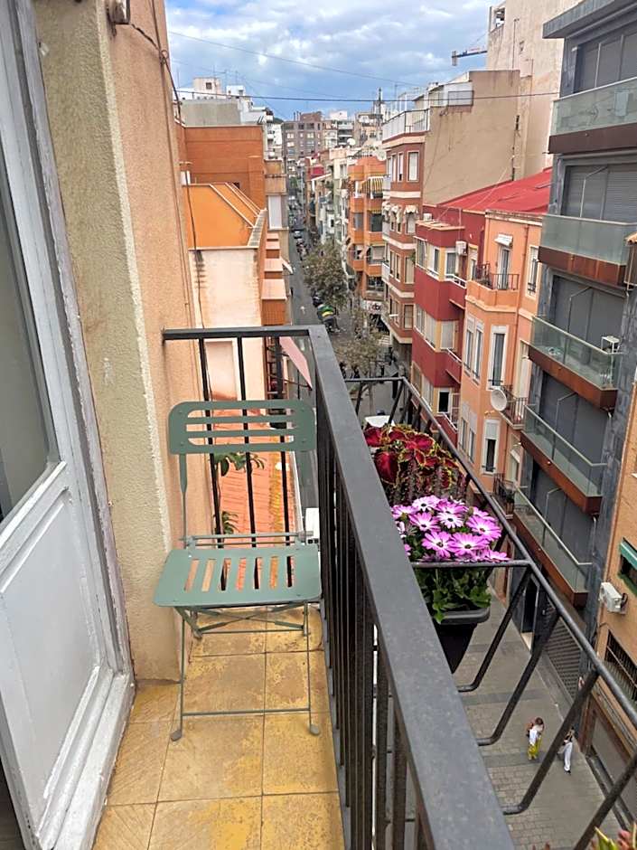 Casa Rie - In the heart of Alicante City, next the the ‘Mercado’