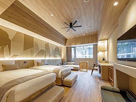 Deluxe Twin Room with Private Bathroom - Non-Smoking, Dog-Friendly