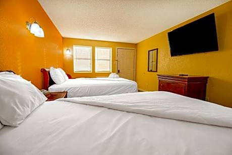 2 Queen Beds Non-Smoking