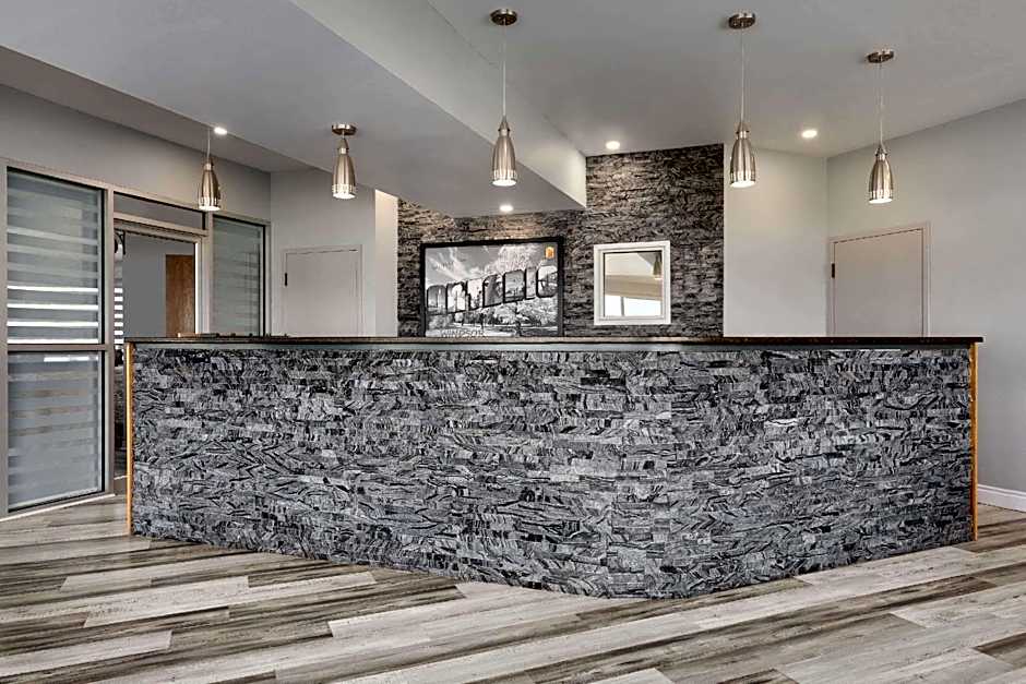 Super 8 by Wyndham Windsor/Dougall