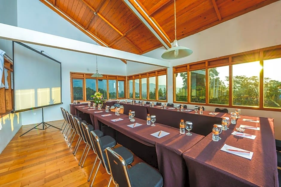 Mulberry Hill by The Lodge