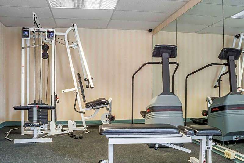 Quality Inn & Suites Mansfield Area