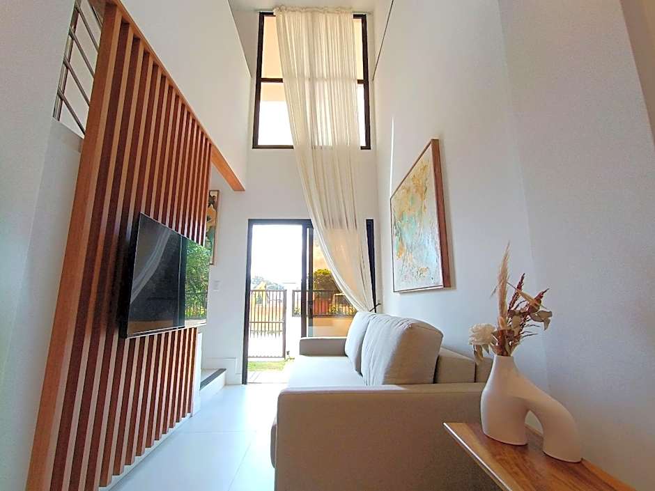 SIR 102 Excepcional duplex en Canto Grande