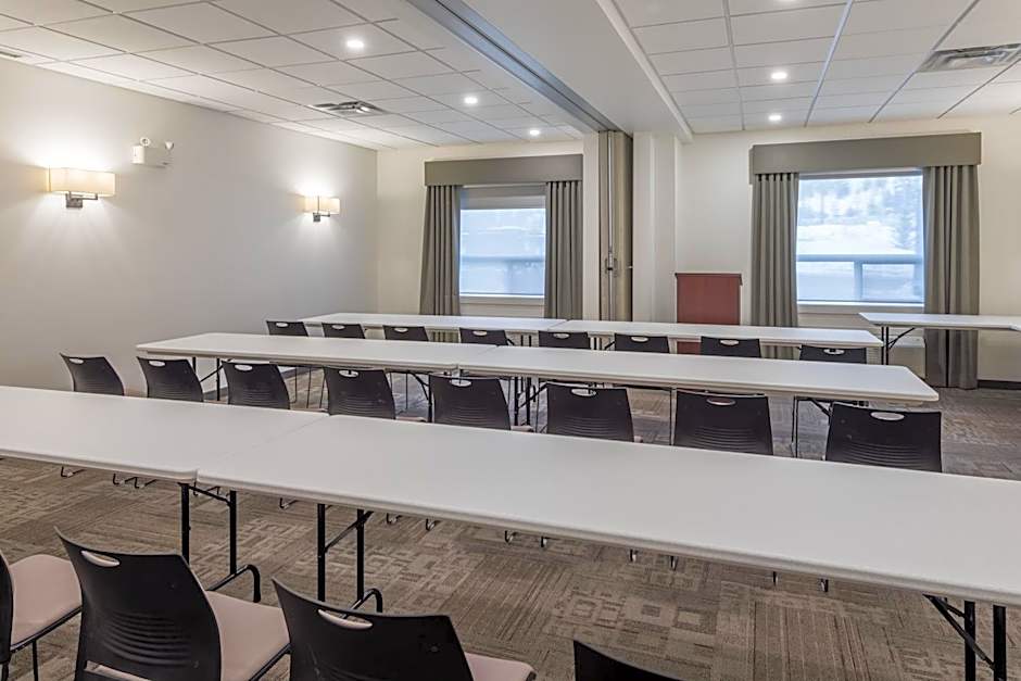 Ramada by Wyndham Revelstoke