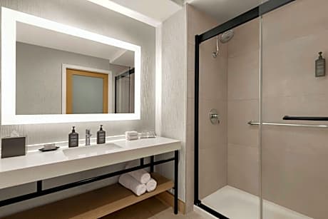 Room, 2 Queen Beds
