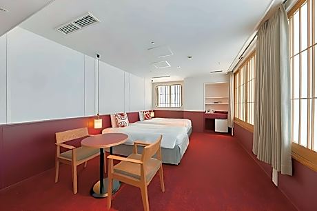 Kyoto Tower Concept Superior Twin for 3 People with Extra Bed - Non-Smoking