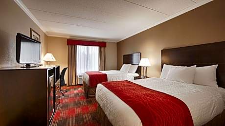 2 Double Beds Non-Smoking Work Desk Mini Fridge Continental Breakfast