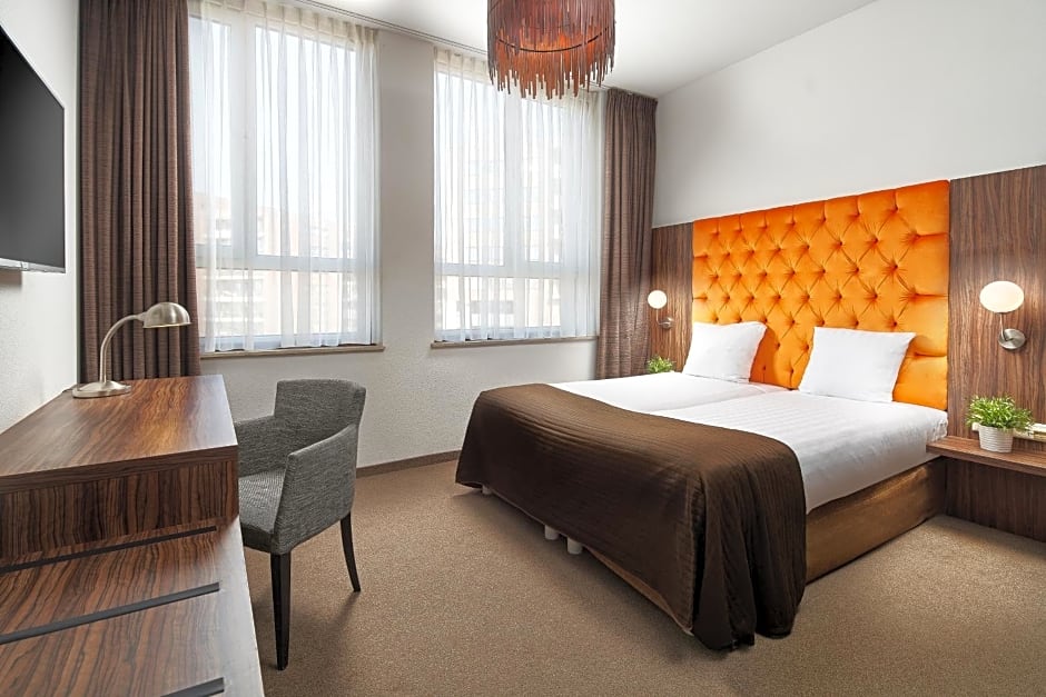 Hotel La Reine