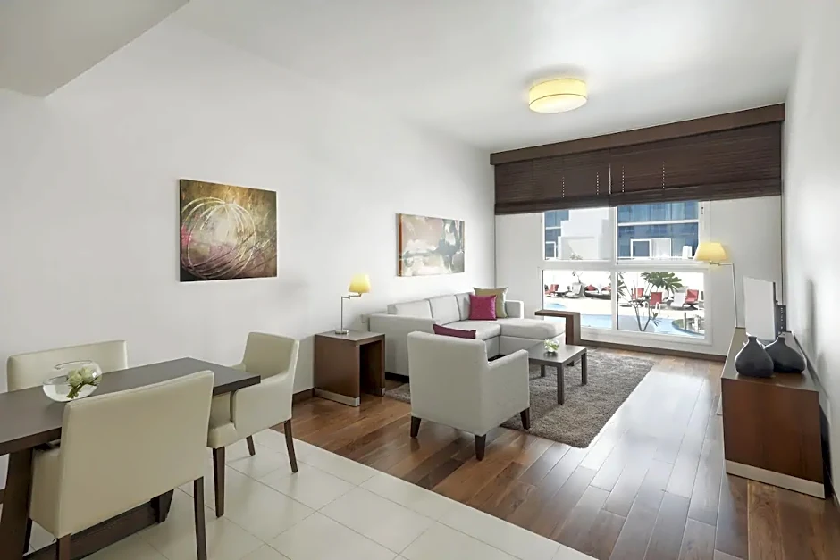Hyatt Place Dubai Al Rigga Residences