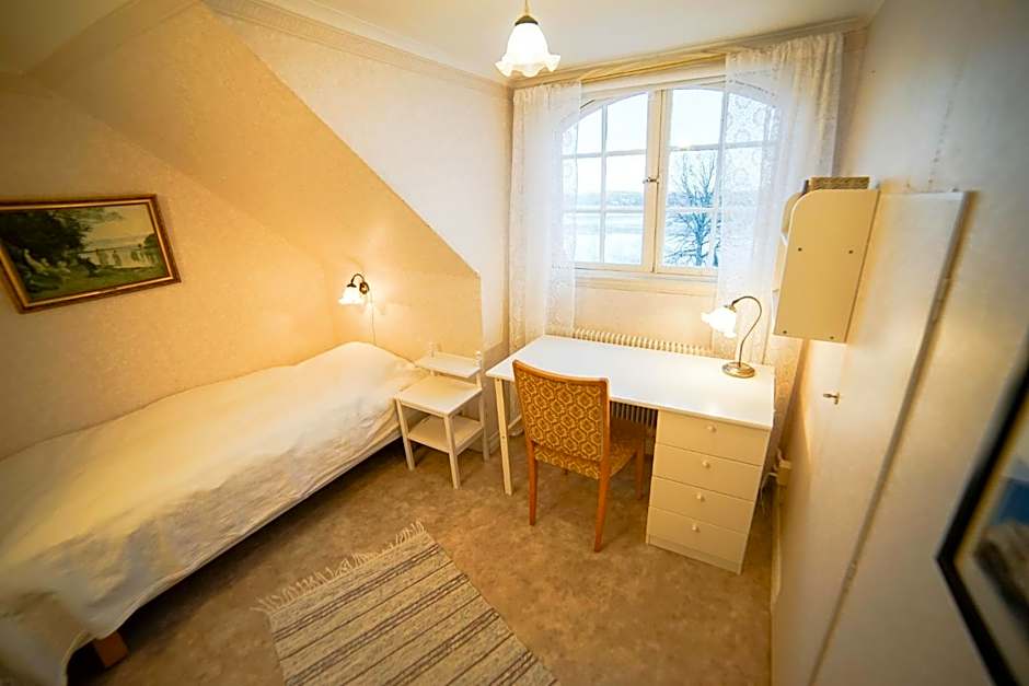 Liljeholmen Herrgård Hostel