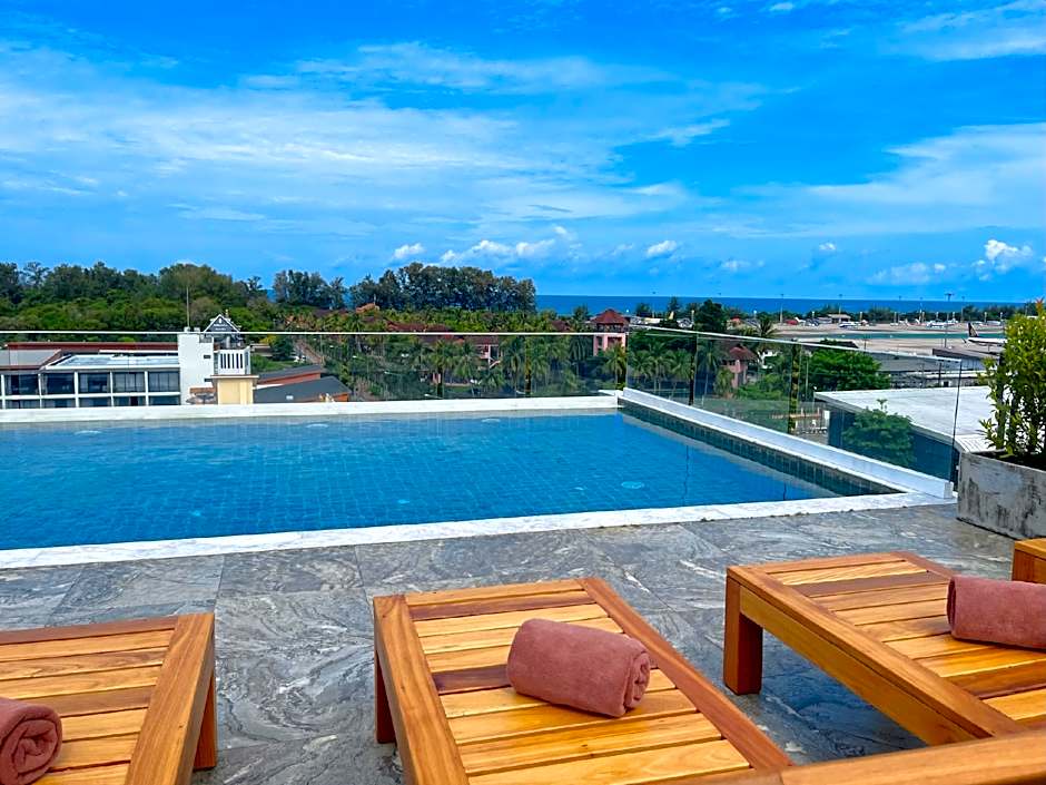 The Sixteenth Naiyang Beach Hotel