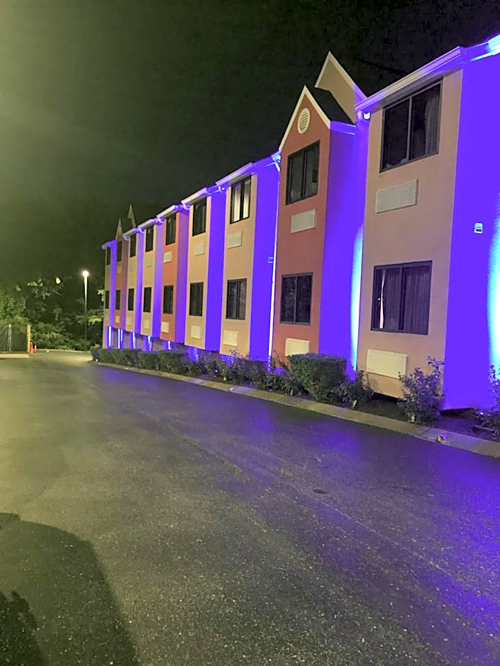 Microtel Inn & Suites by Wyndham Murfreesboro