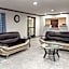 Days Inn & Suites by Wyndham Kaukauna WI