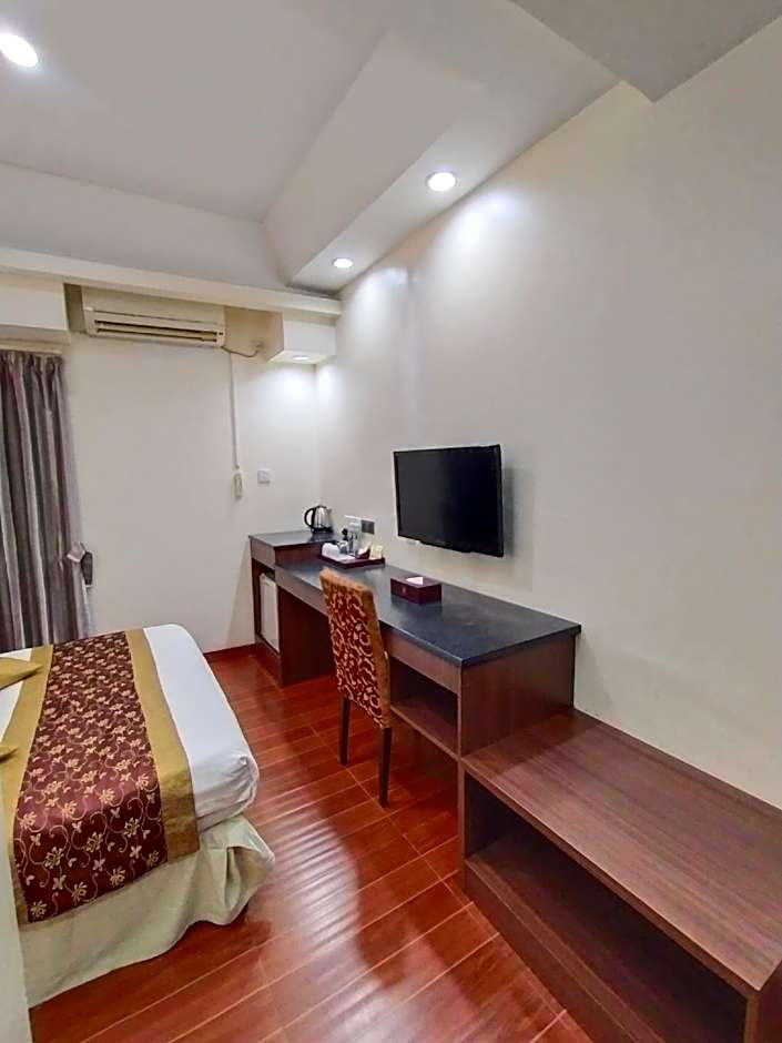 Hotel & Apartment Ambassador 3