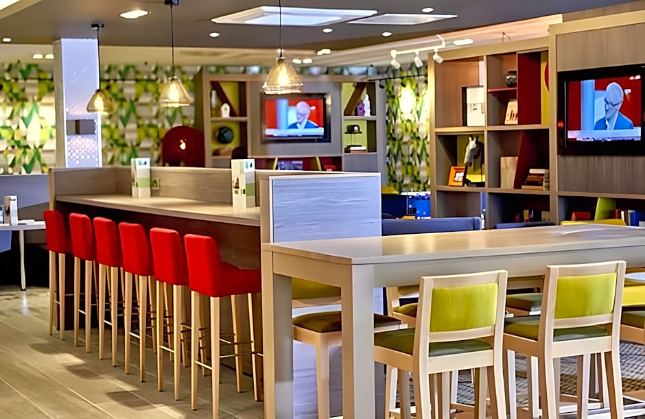 Holiday Inn Northampton West M1 Junc 16 By IHG