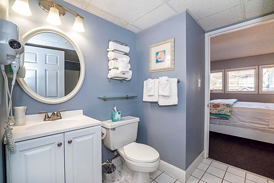 Biscayne Suites