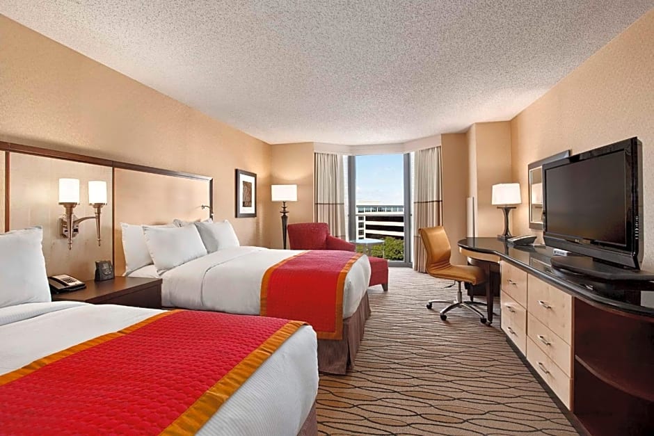 Hilton Rosemont Chicago O'Hare