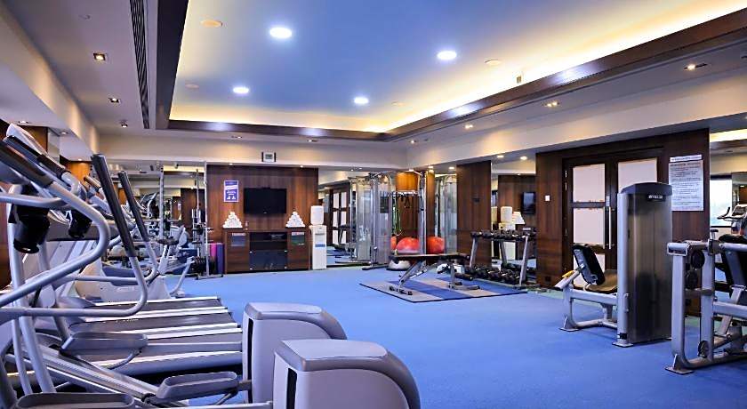 Balaji Sarovar Premiere