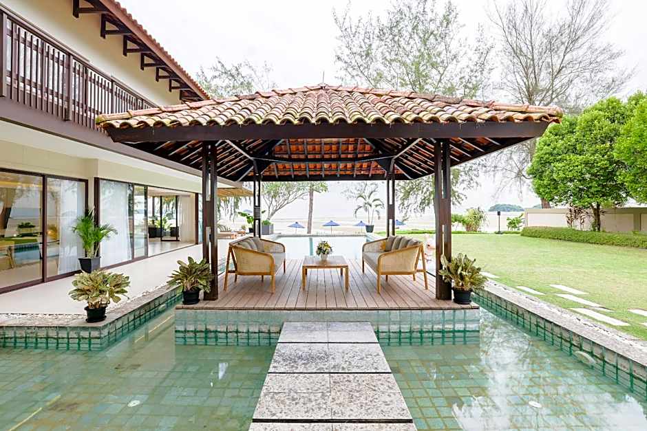 Pantai Indah Lagoi Bintan