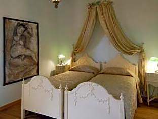 Relais Villa Roncuzzi