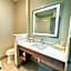 Holiday Inn Express Kenedy By IHG