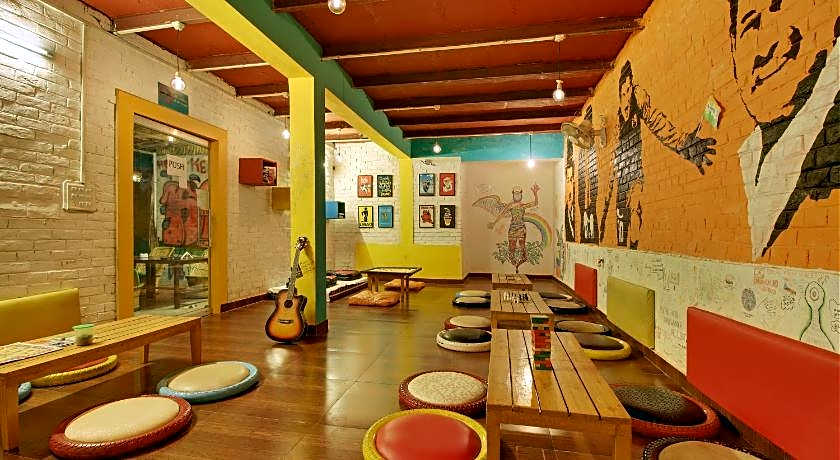 Bedweiser Backpackers Hostel