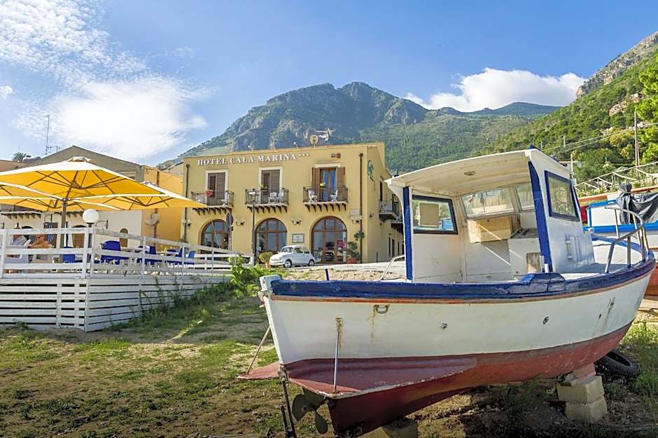 Hotel Cala Marina