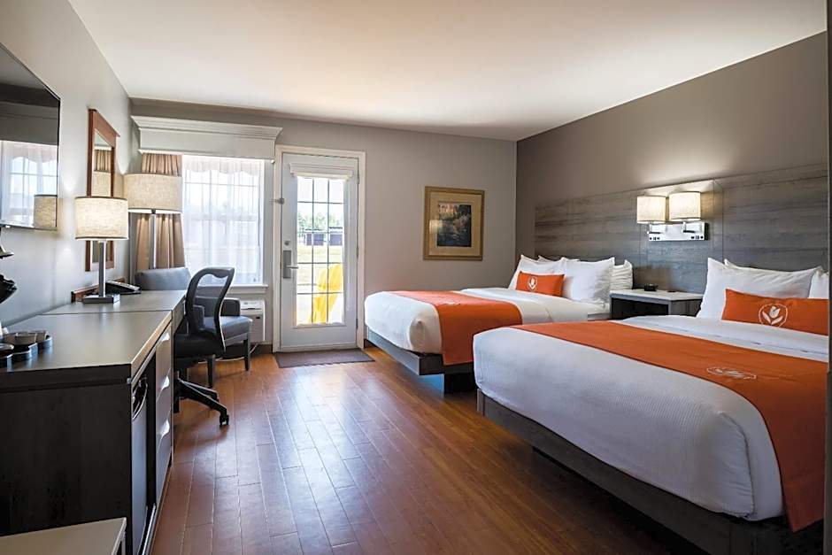 Amsterdam Inn & Suites, an Ascend Collection Hotel