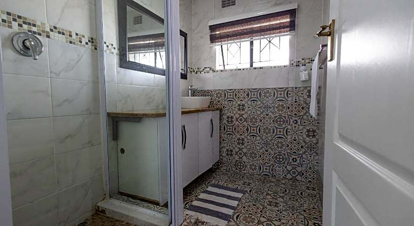 Safi Self Catering Suites