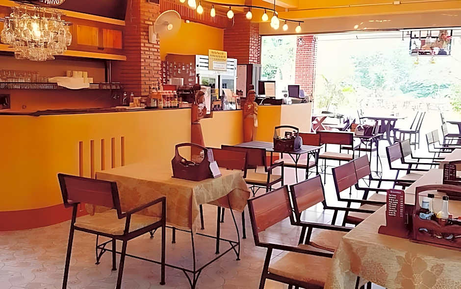 Pong Phen Guesthouse