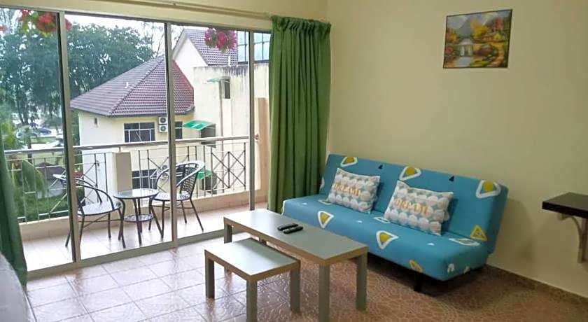 Teluk Batik Holiday Apartment