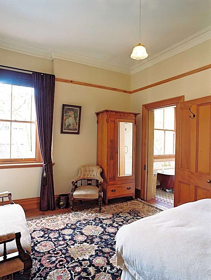 Braemar On Parliament St