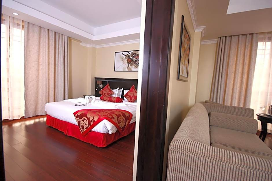 The White Rhino Hotel