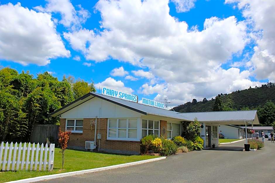 Fairy Springs Motel