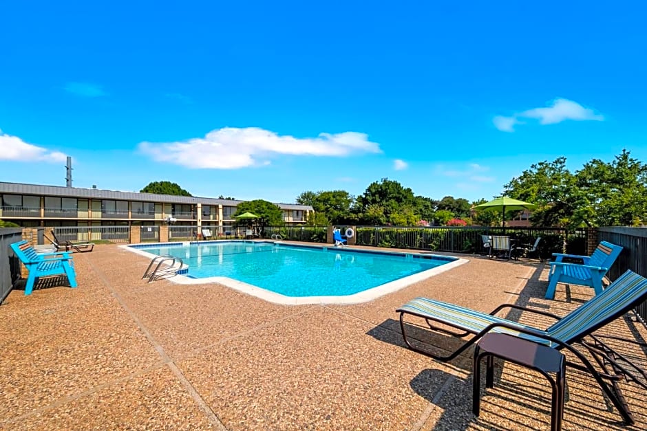 Red Roof Inn & Conference Center McKinney