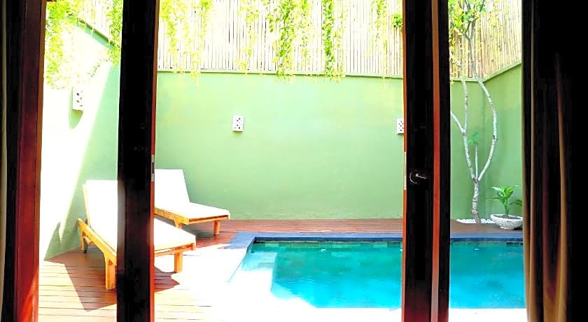 Jas Green Villas And Spa