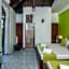 Ceyloni Lake Residency